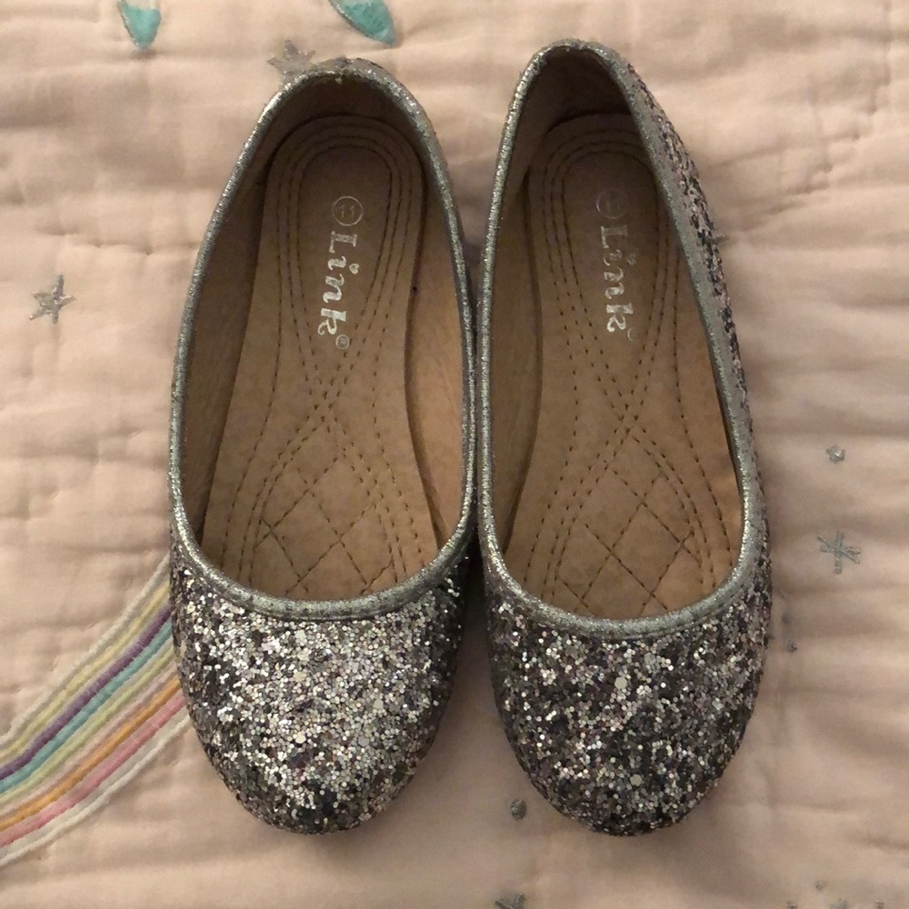 Girls silver dress shoes